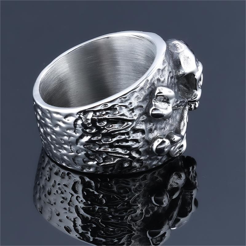 Men's Punk Skull Ring Vintage Gothic Style Unique Statement Ring for Men