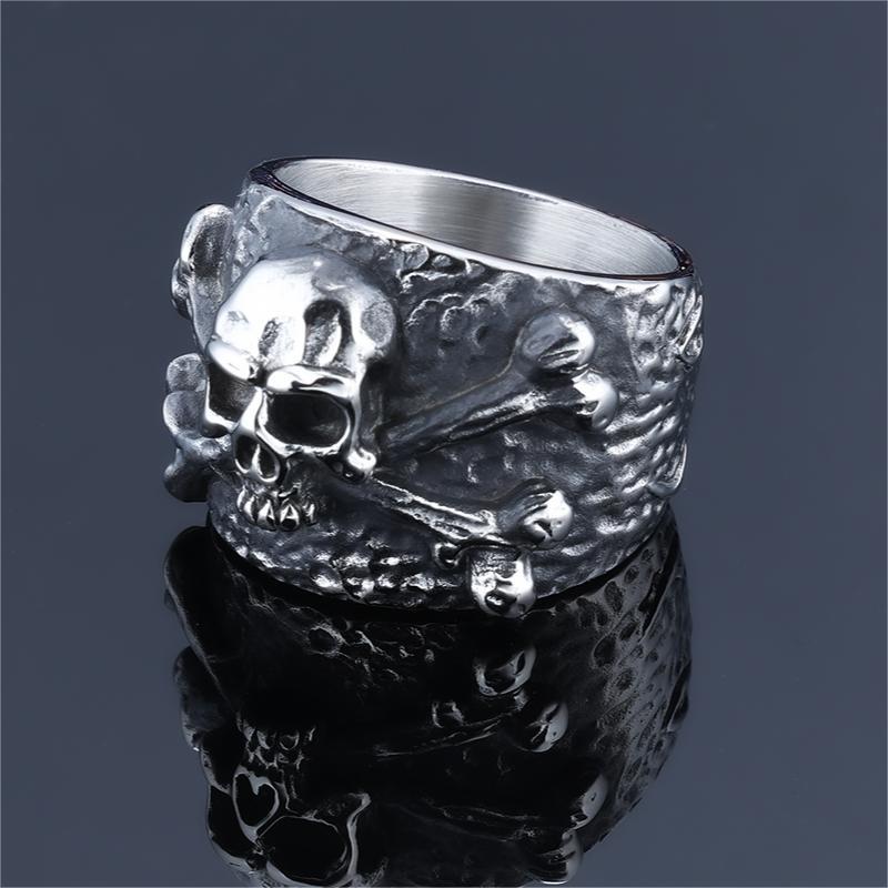 Men's Punk Skull Ring Vintage Gothic Style Unique Statement Ring for Men